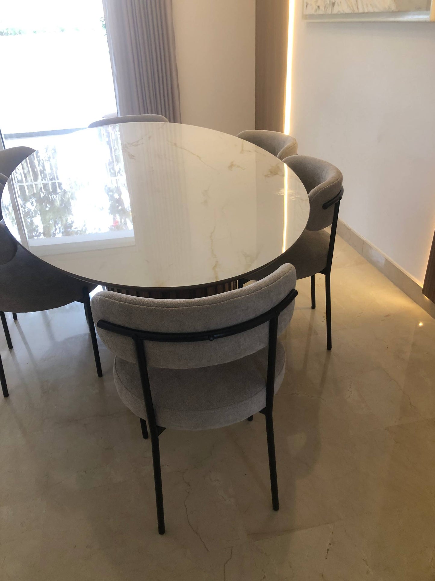 Chaise Nordic – Bouclette Chic et Personnalisation Complète