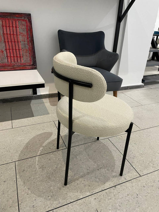 Chaise Nordic – Bouclette Chic et Personnalisation Complète
